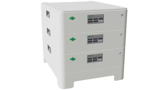 रिचार्जेबल स्टैकेबल लिथियम बैटरी टिकाऊ 51.2V 50Ah घर के लिए